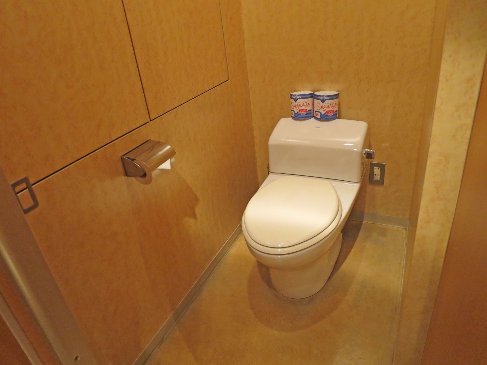トイレ個室