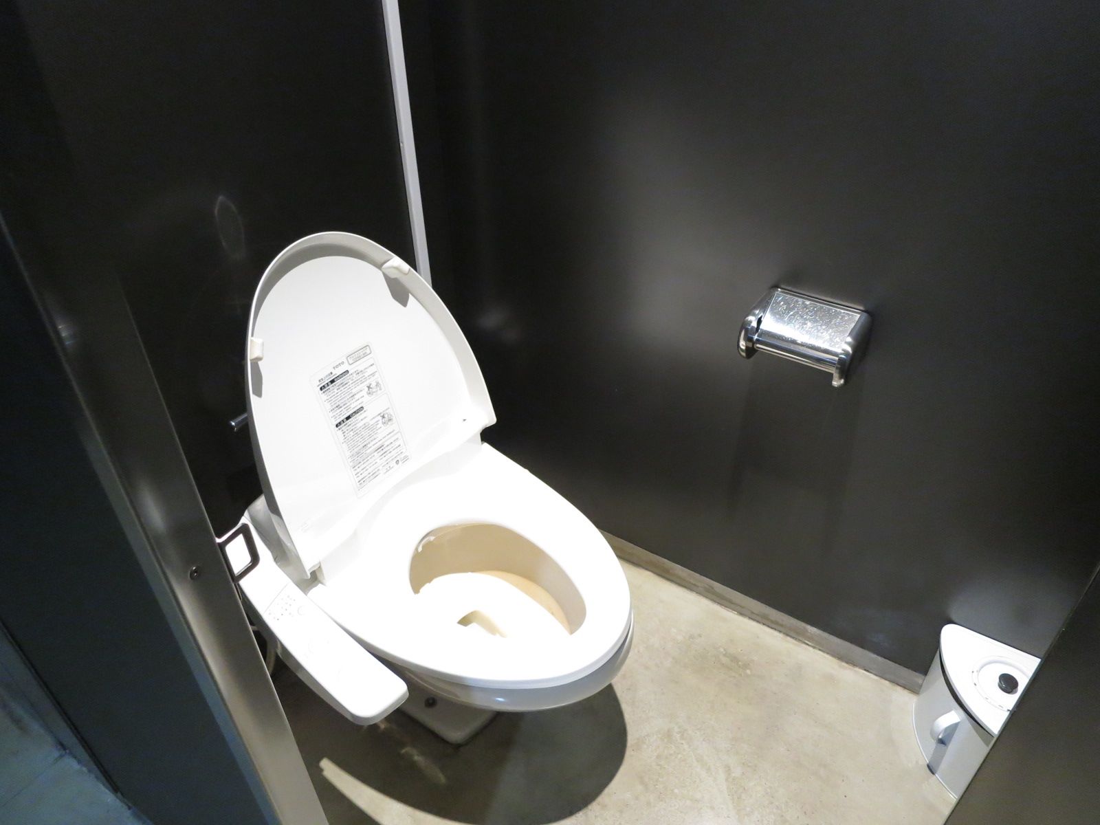 トイレ個室