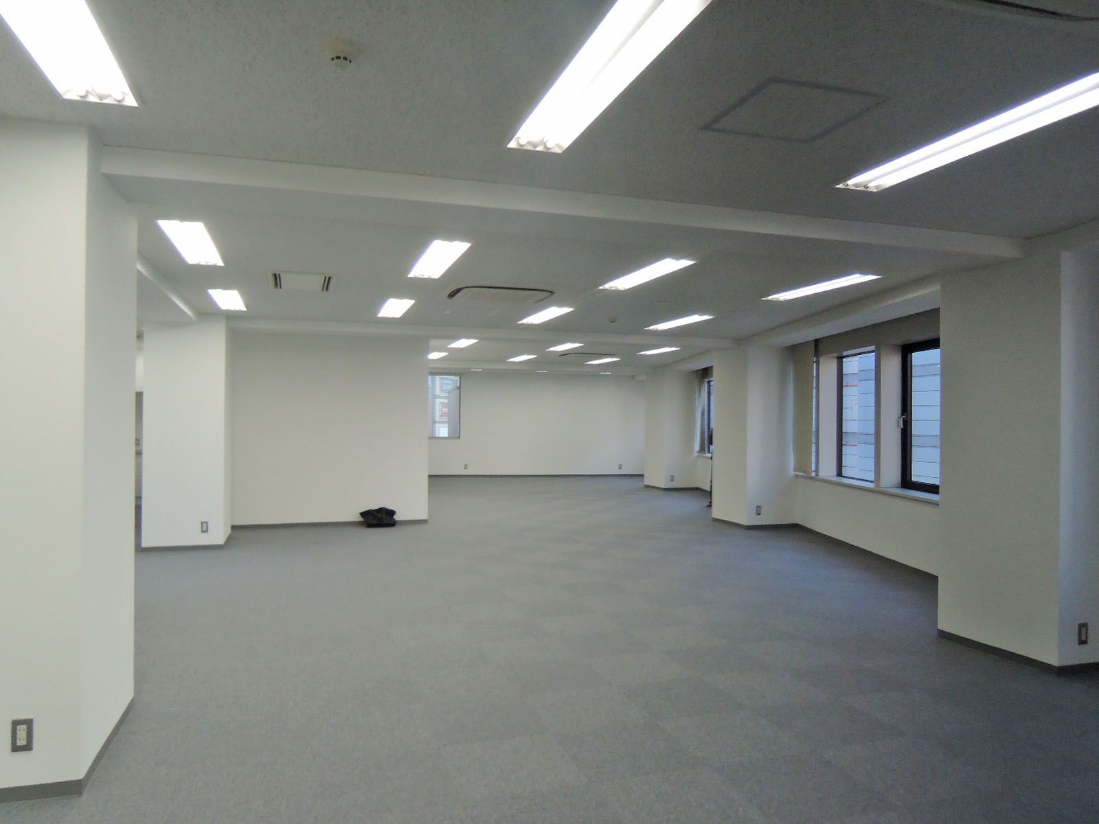 オフィス室内参考画像（5階）
