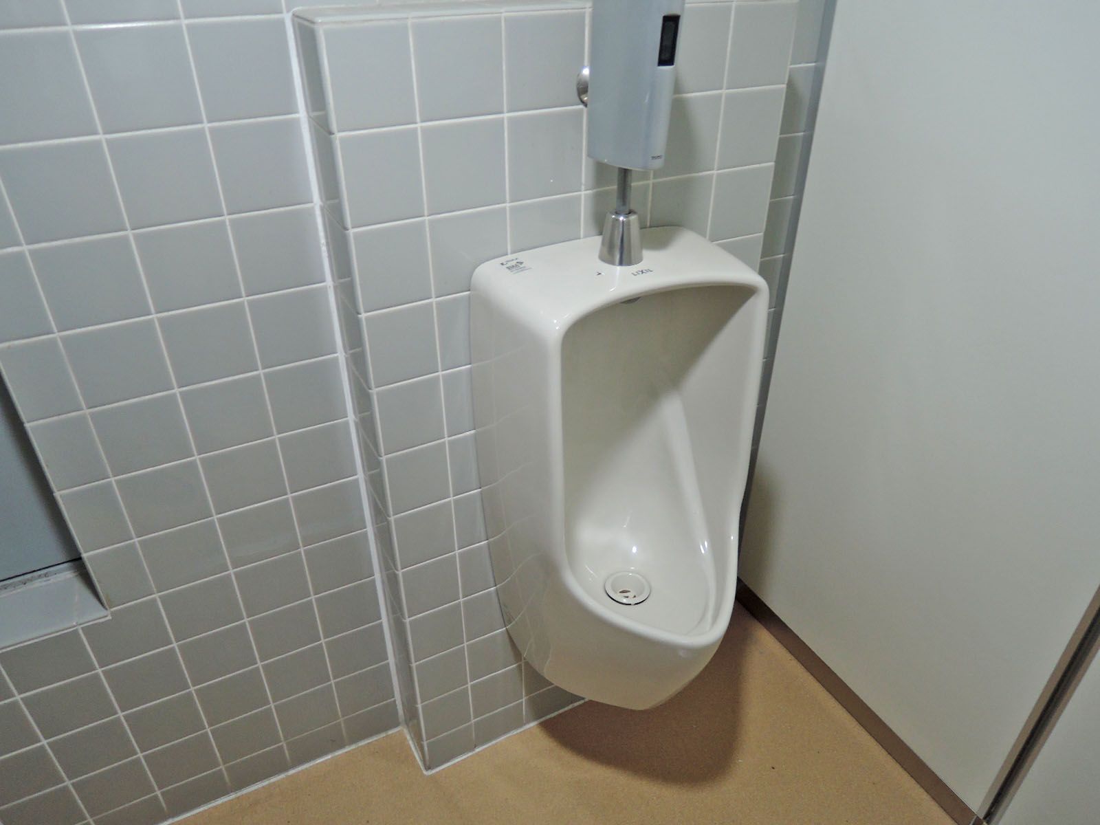 男性用トイレ