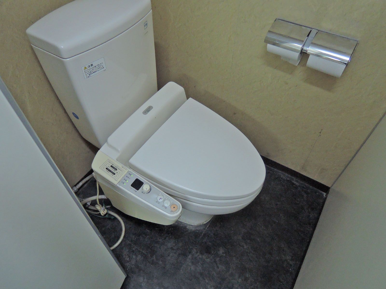 トイレ個室
