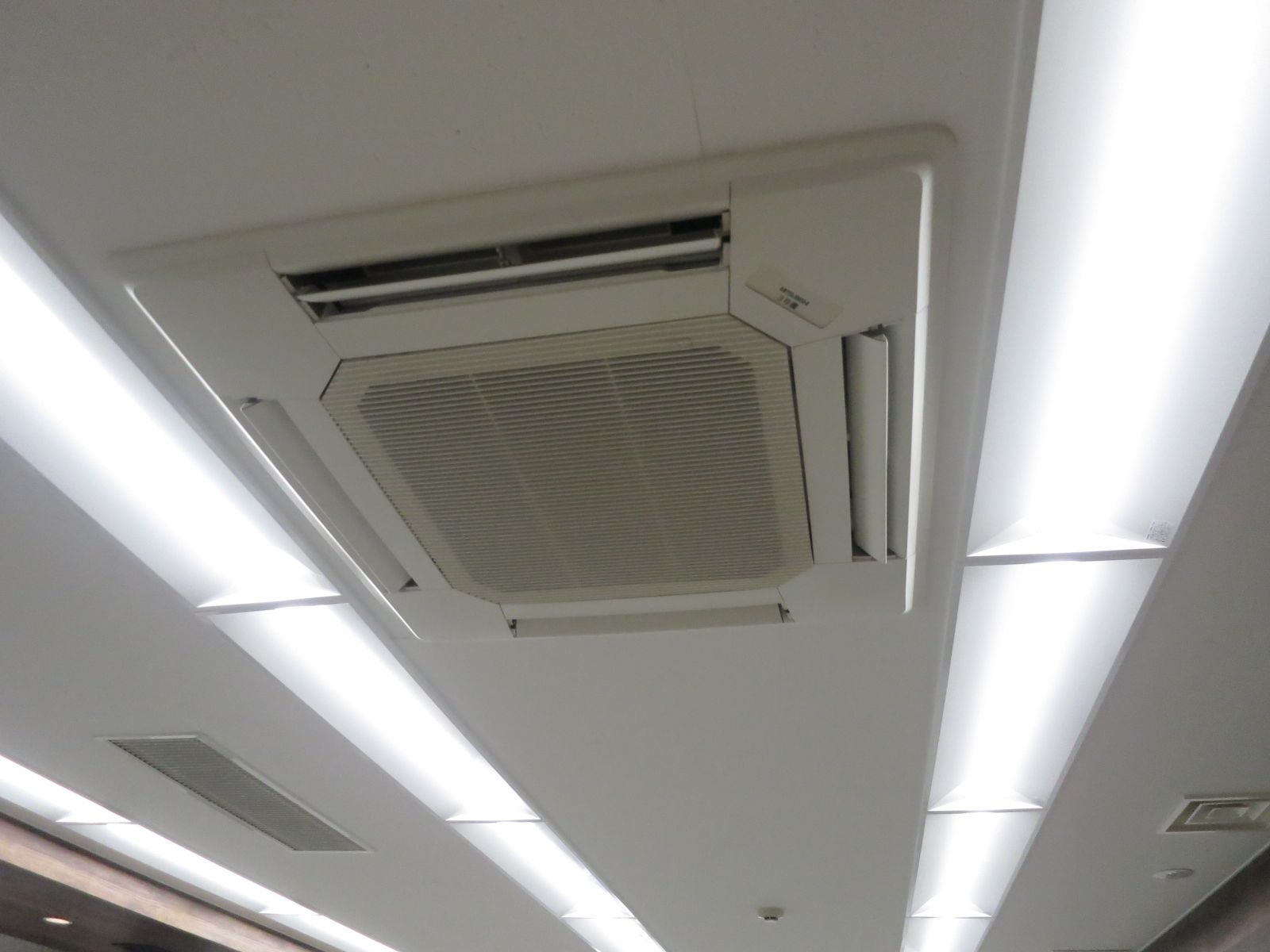 空調機器