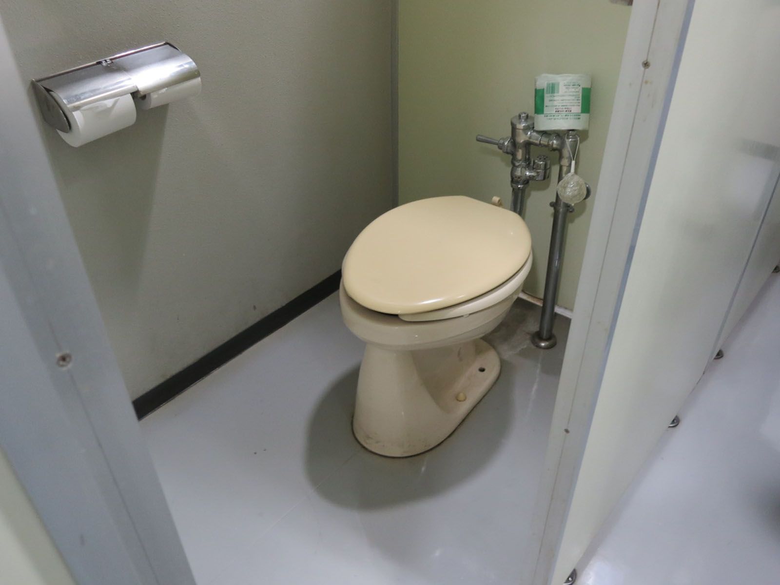 トイレ個室
