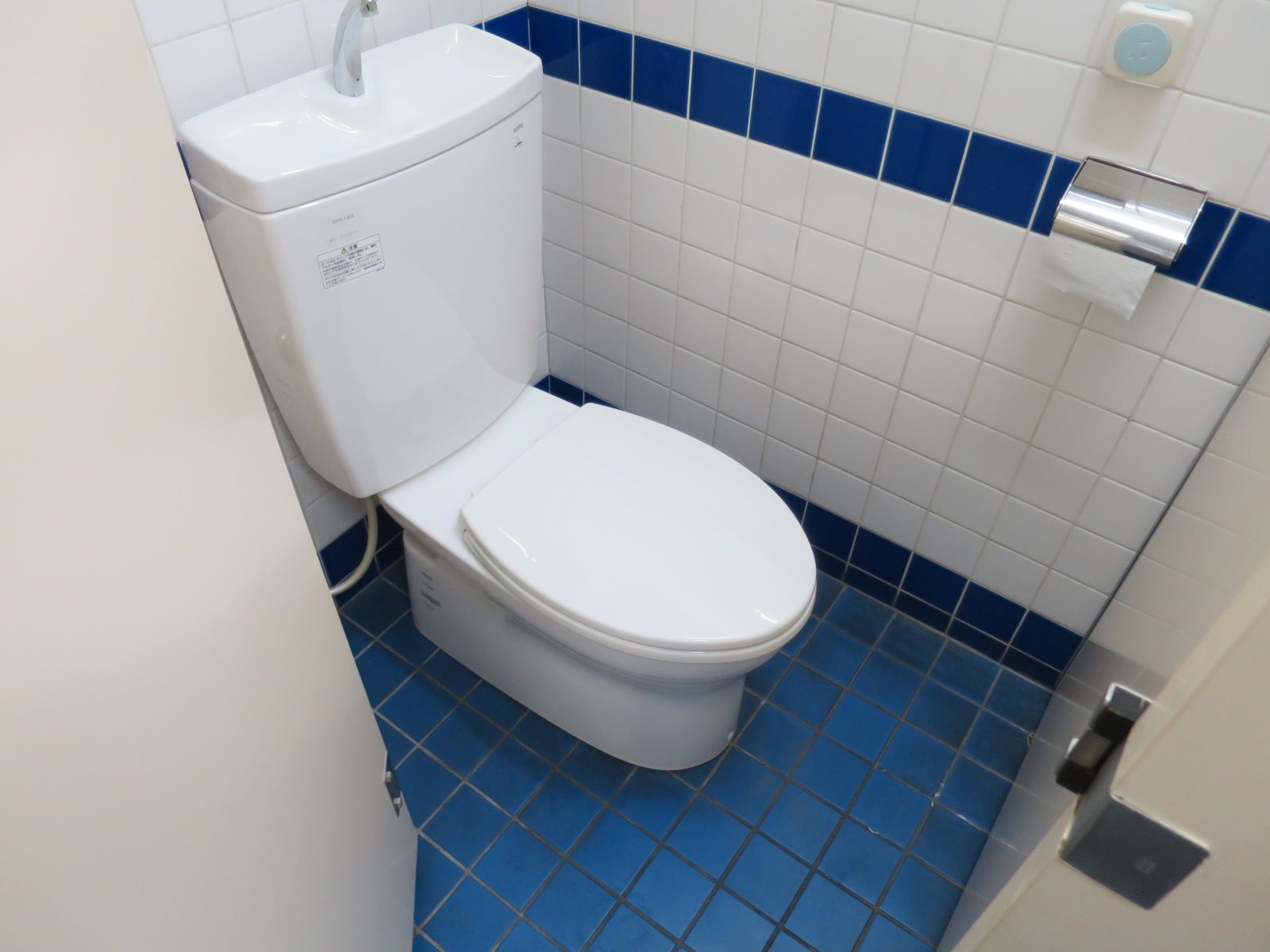 トイレ個室