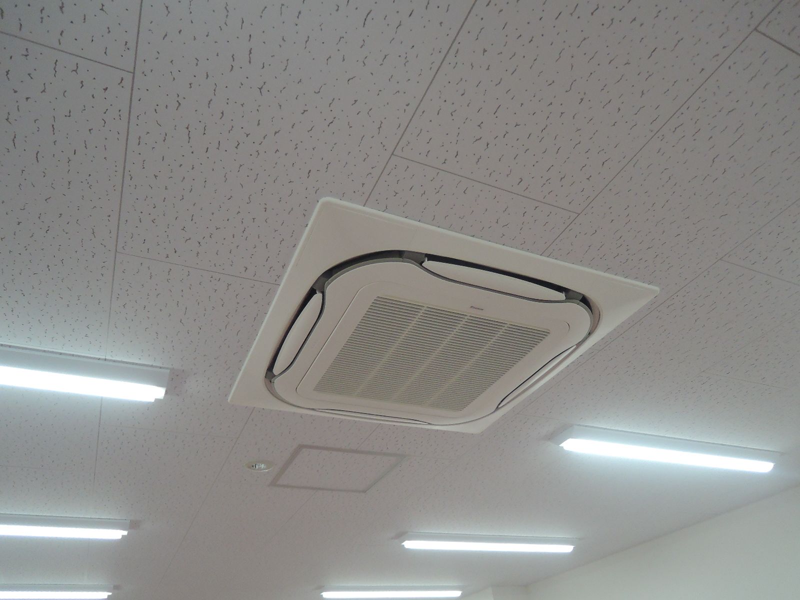 空調機器