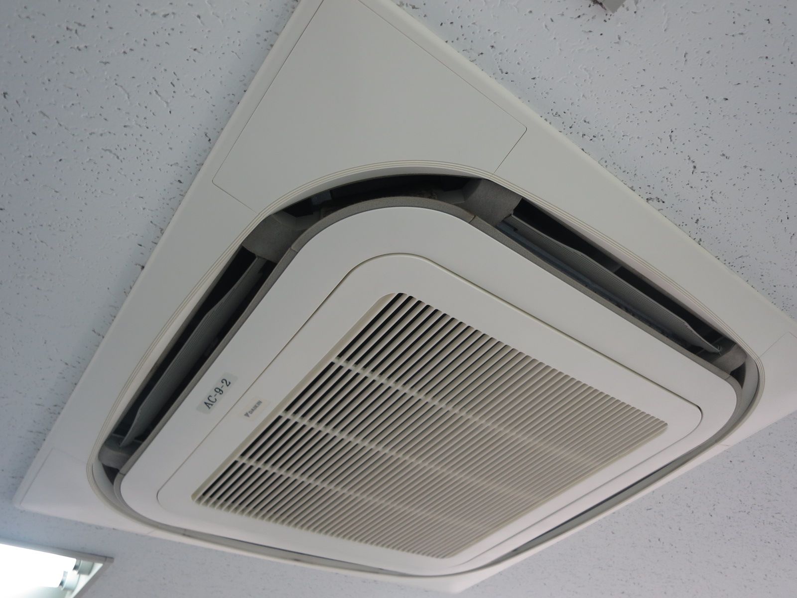 空調機器