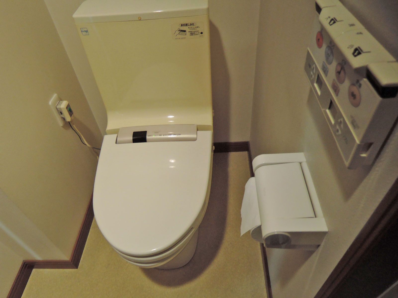 トイレ個室