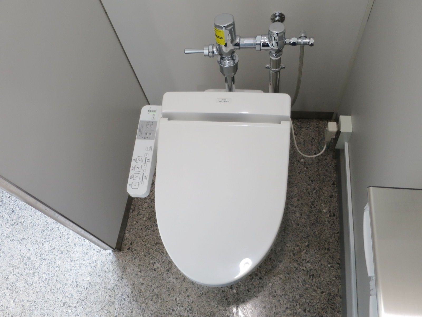トイレ個室
