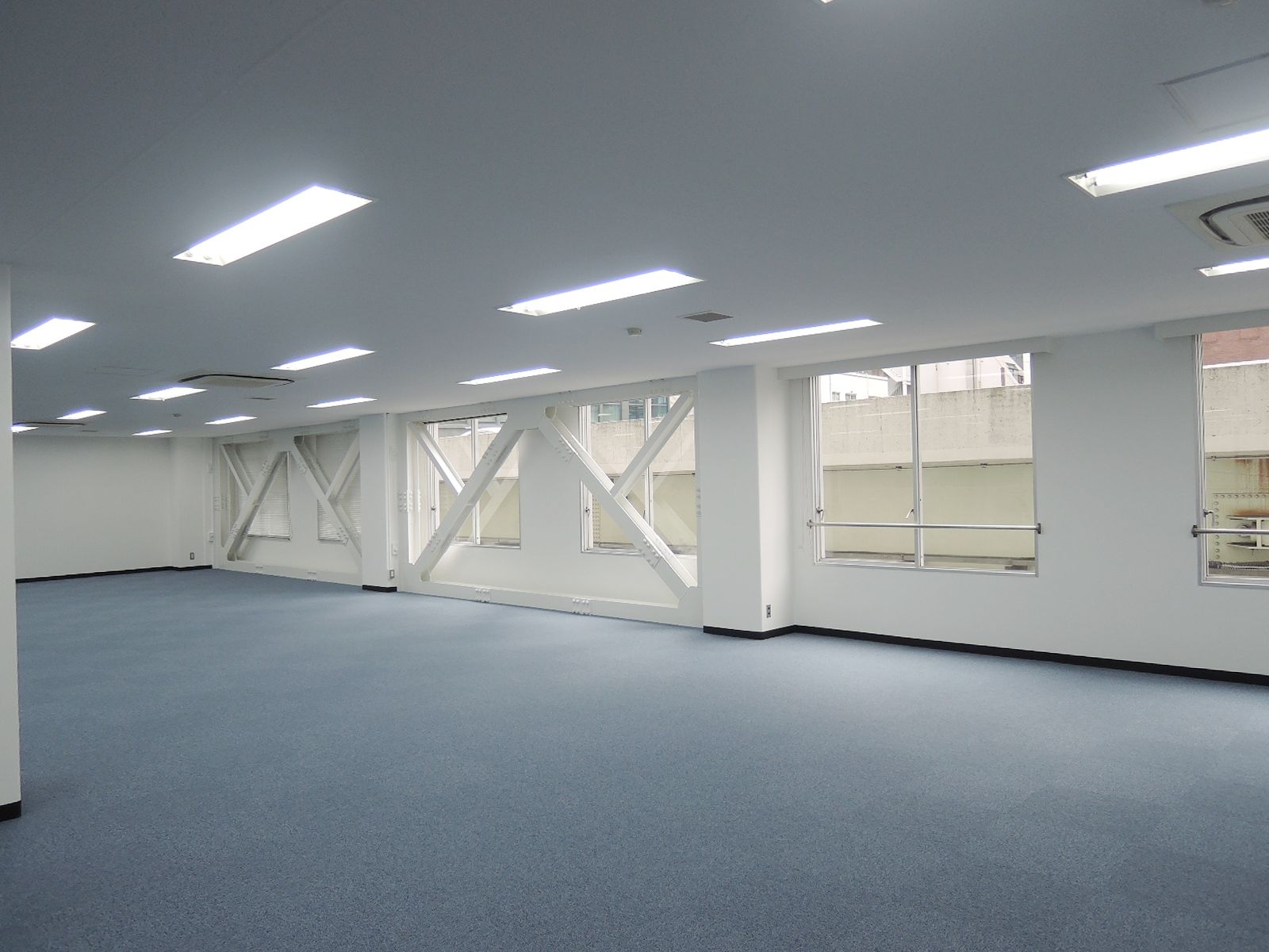 オフィス室内参考画像（3階）