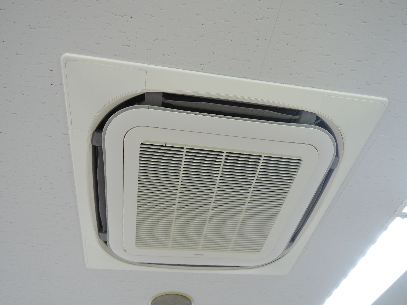 空調機器