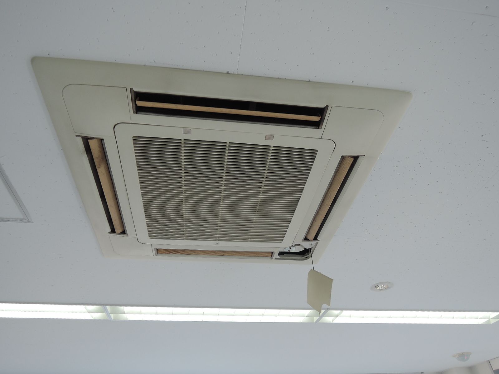 空調機器