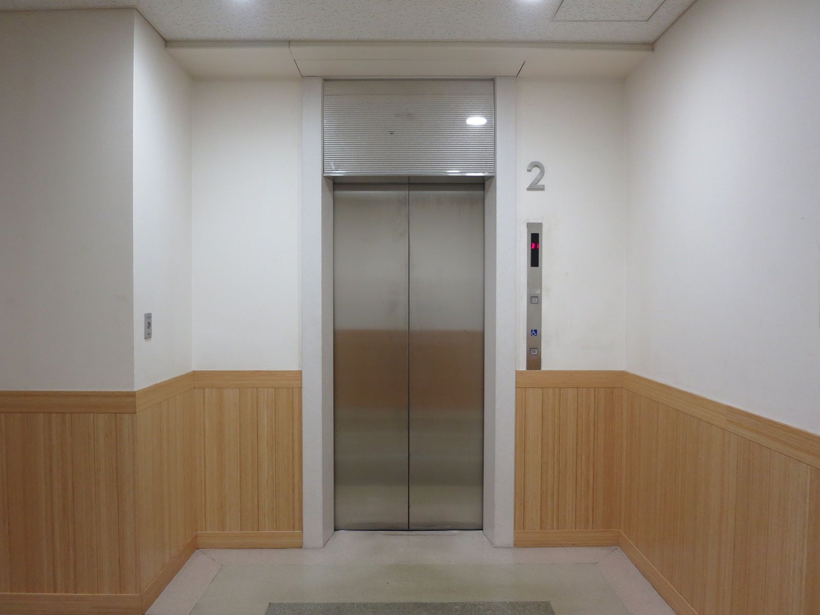 エレベーター