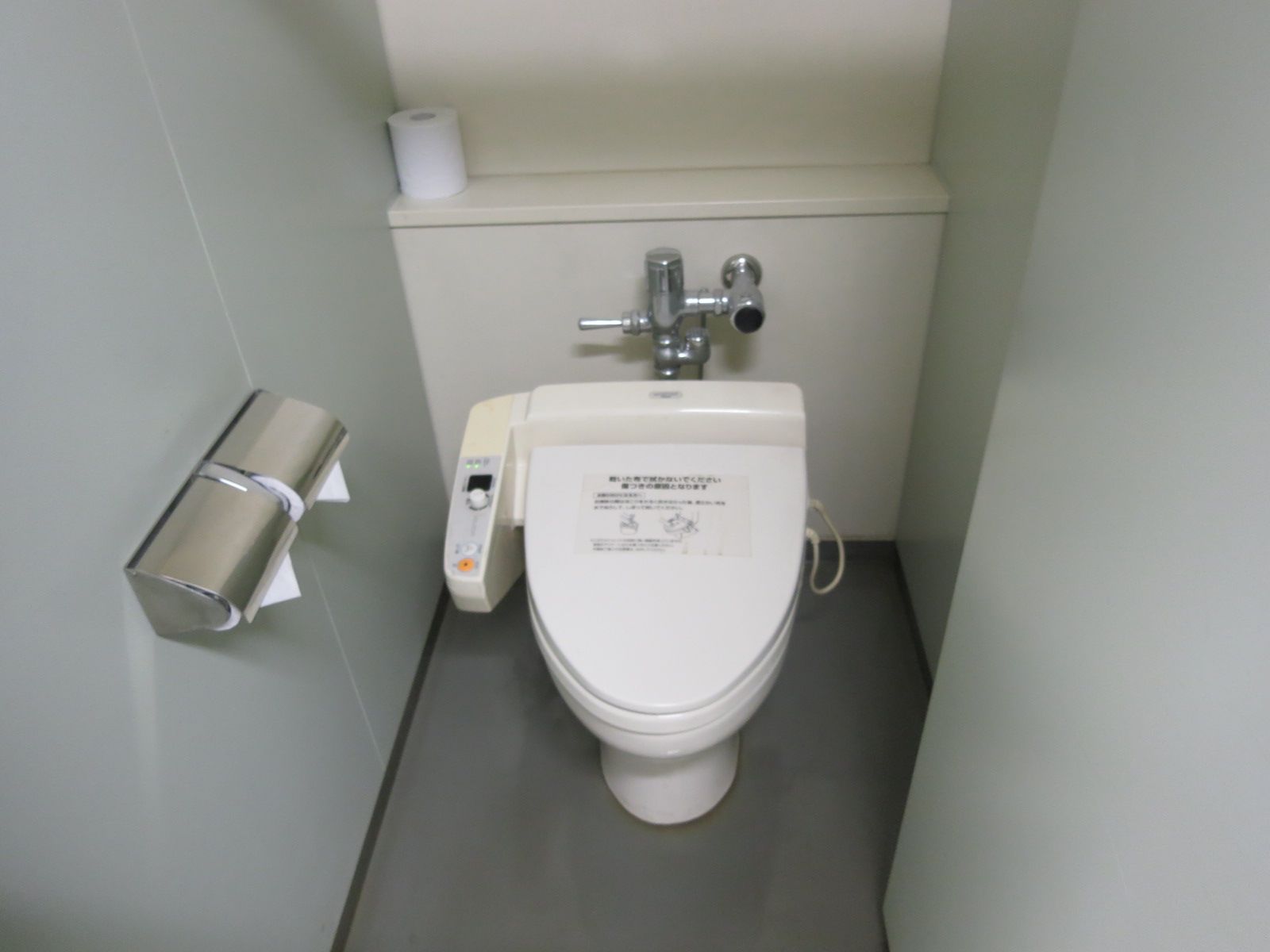 トイレ個室