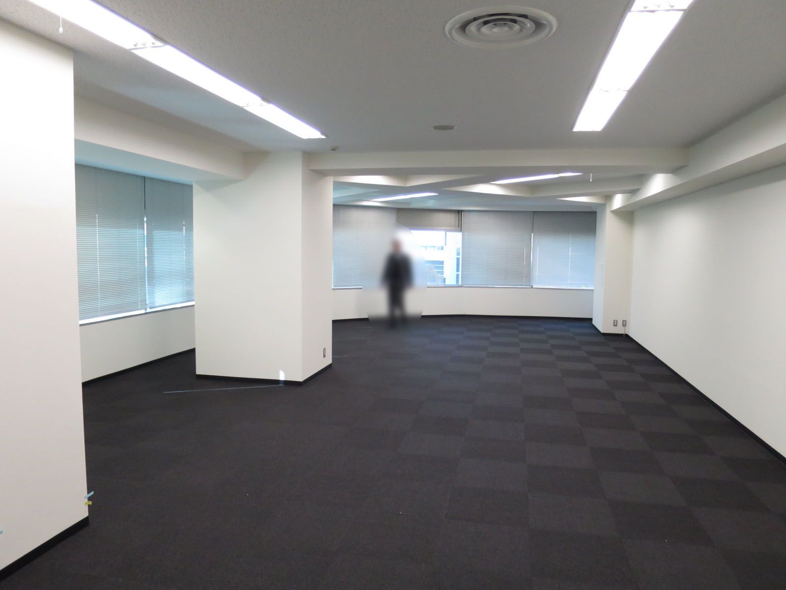 オフィス室内参考画像