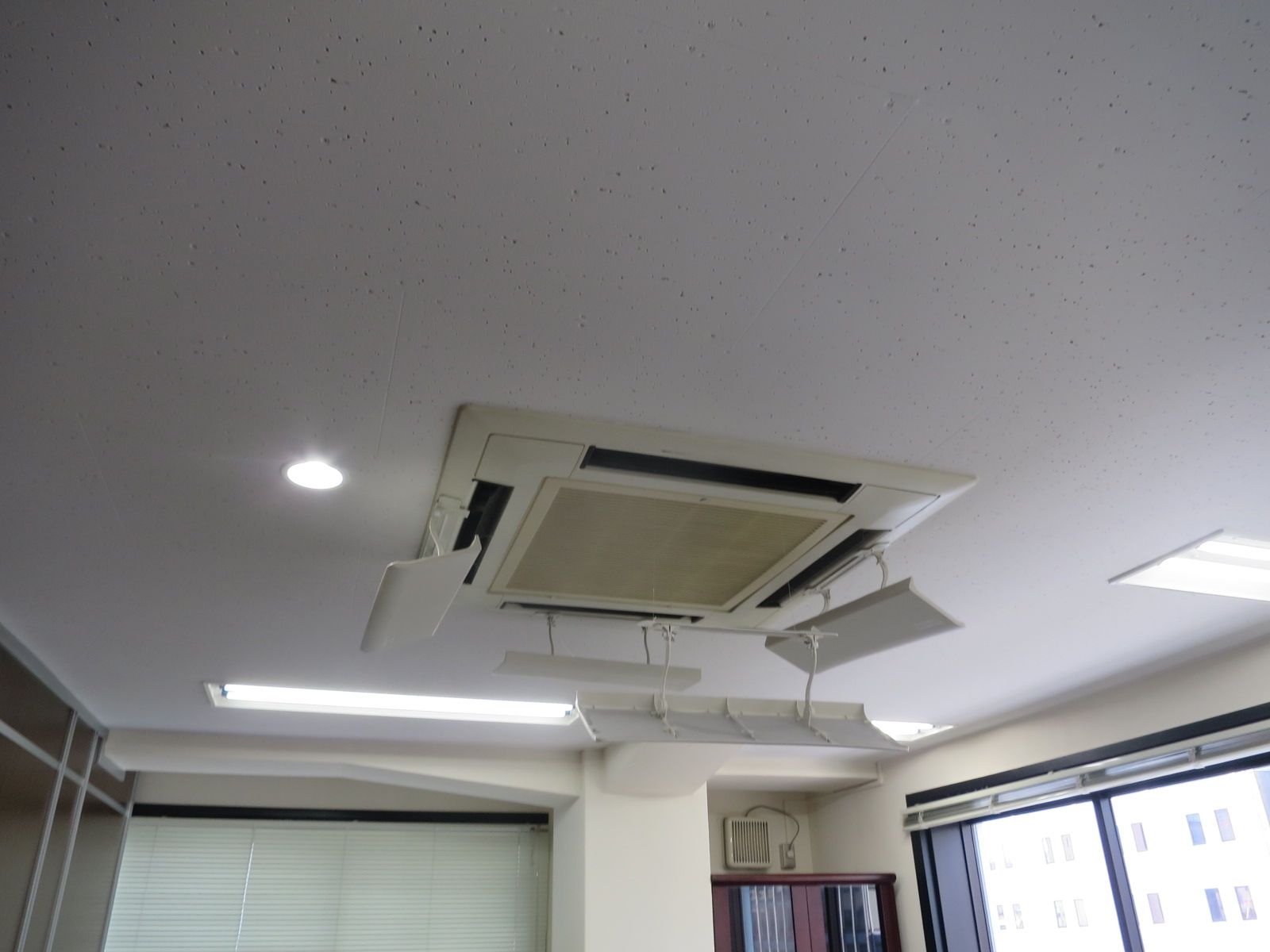 空調機器