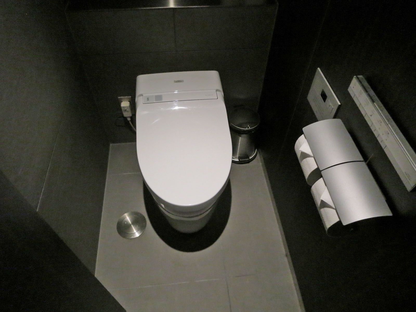 トイレ個室