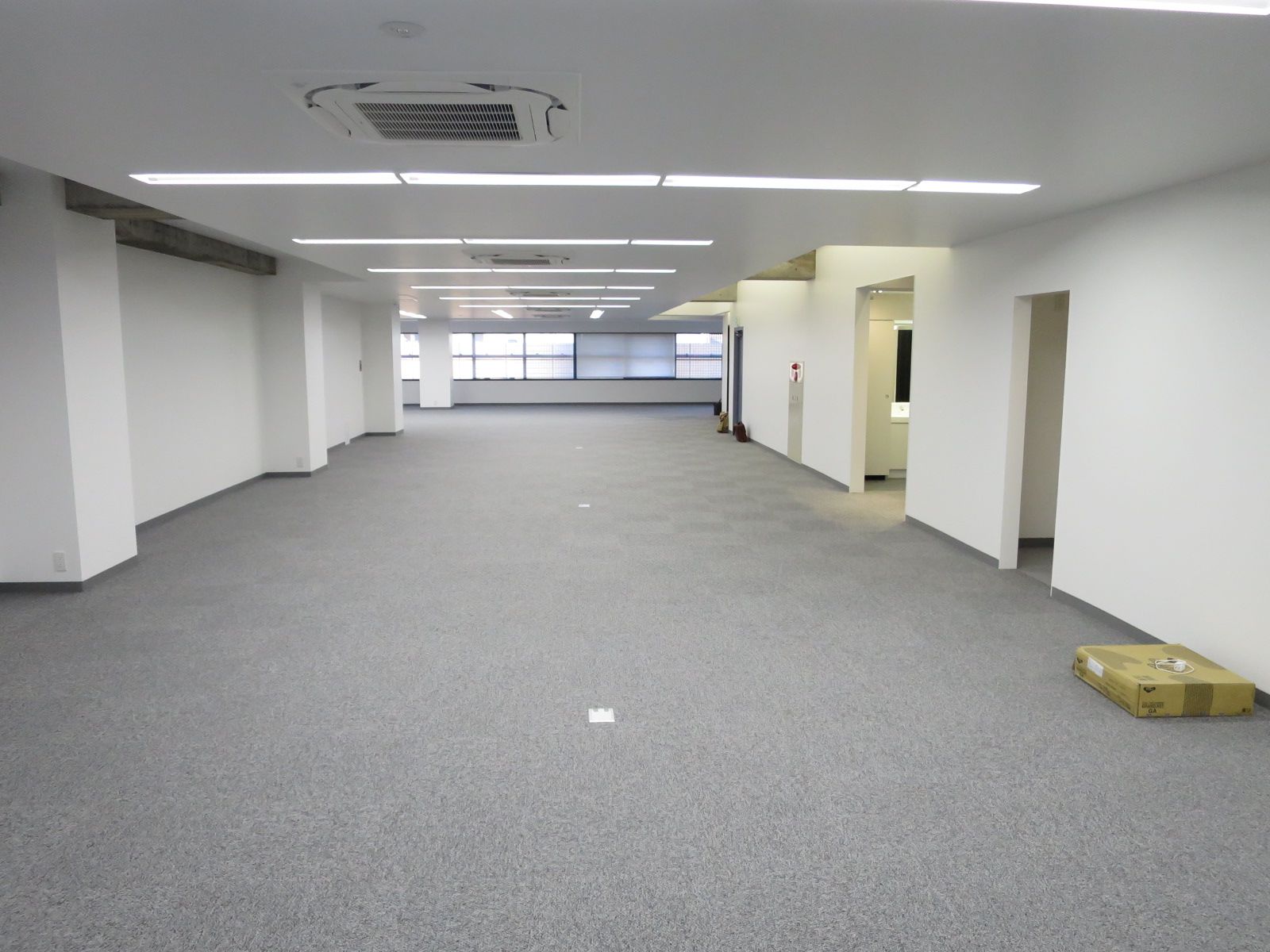オフィス室内参考画像（8階）