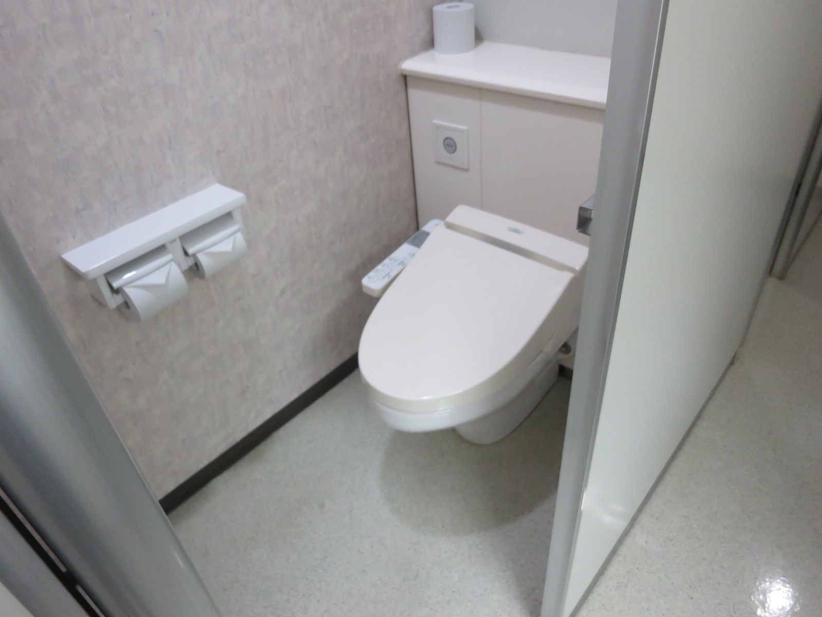 トイレ個室