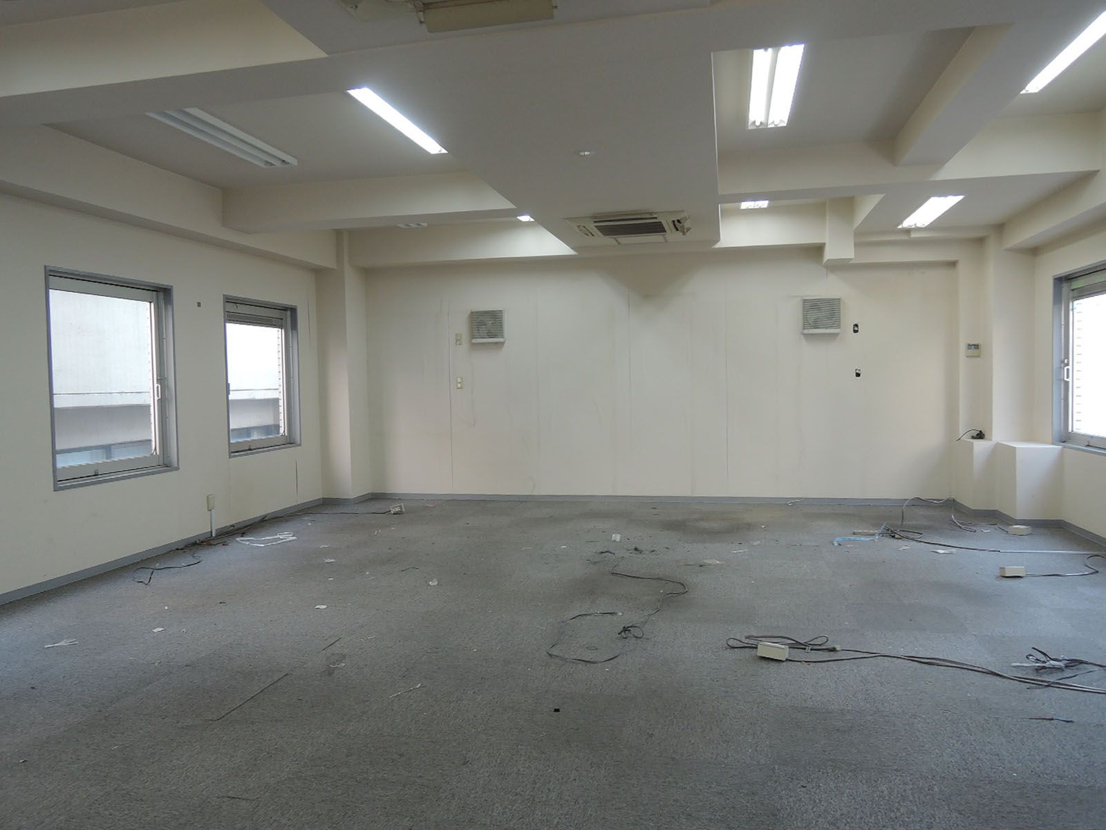 オフィス室内参考画像（3階）