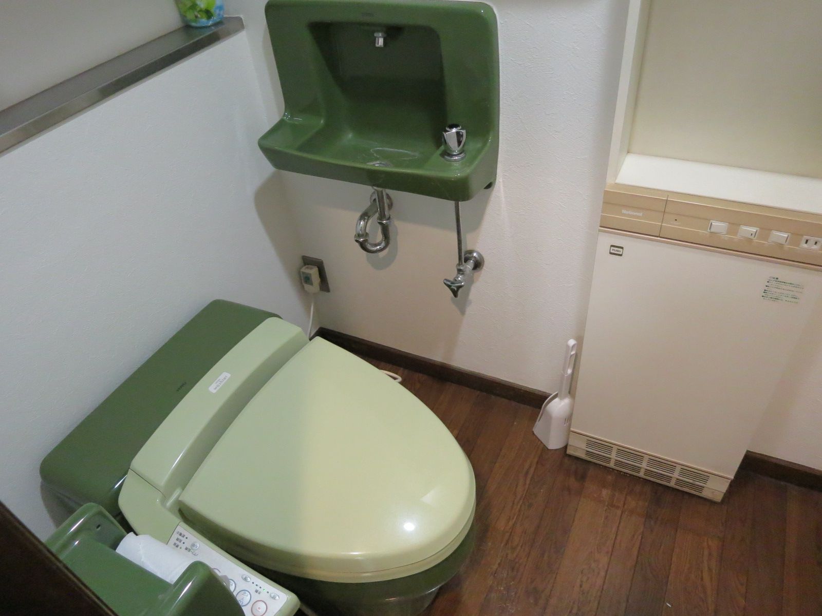 トイレ個室