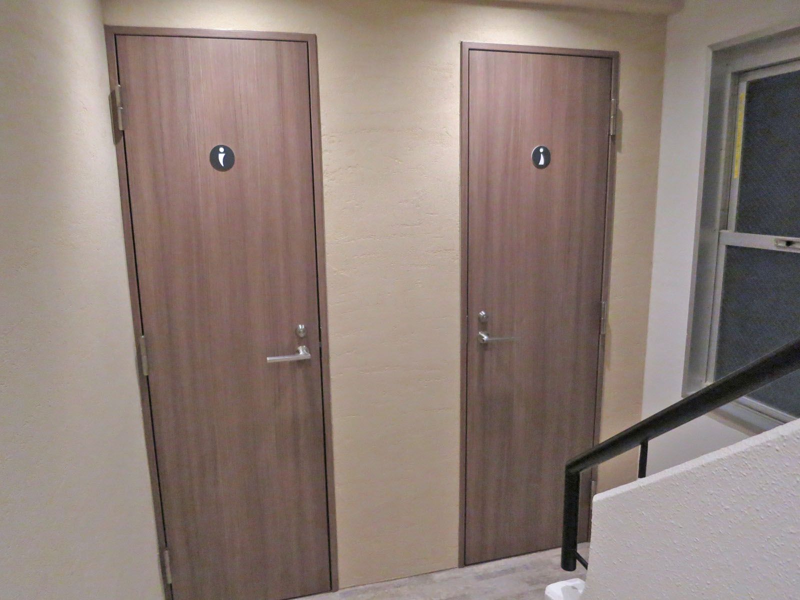 男女別トイレ完備