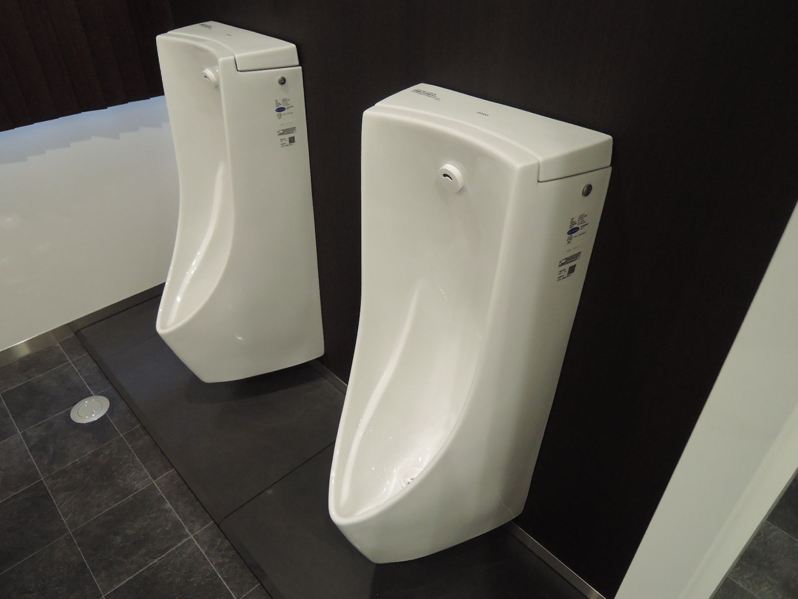 男性用トイレ