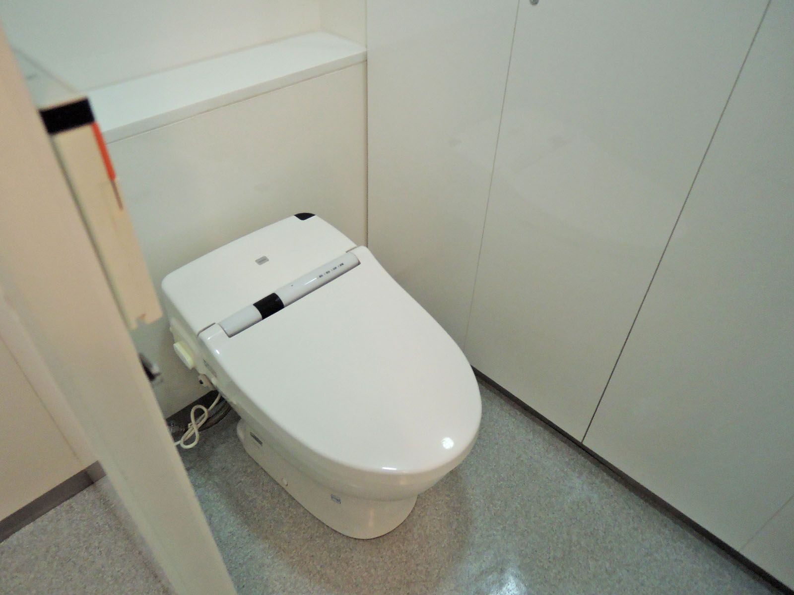 トイレ個室