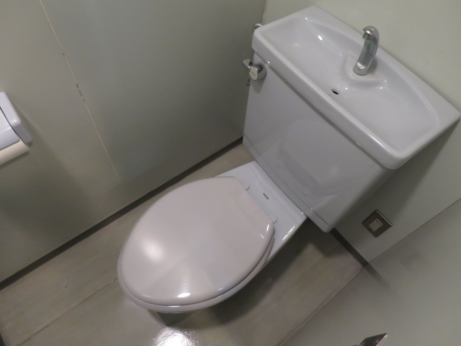 トイレ個室
