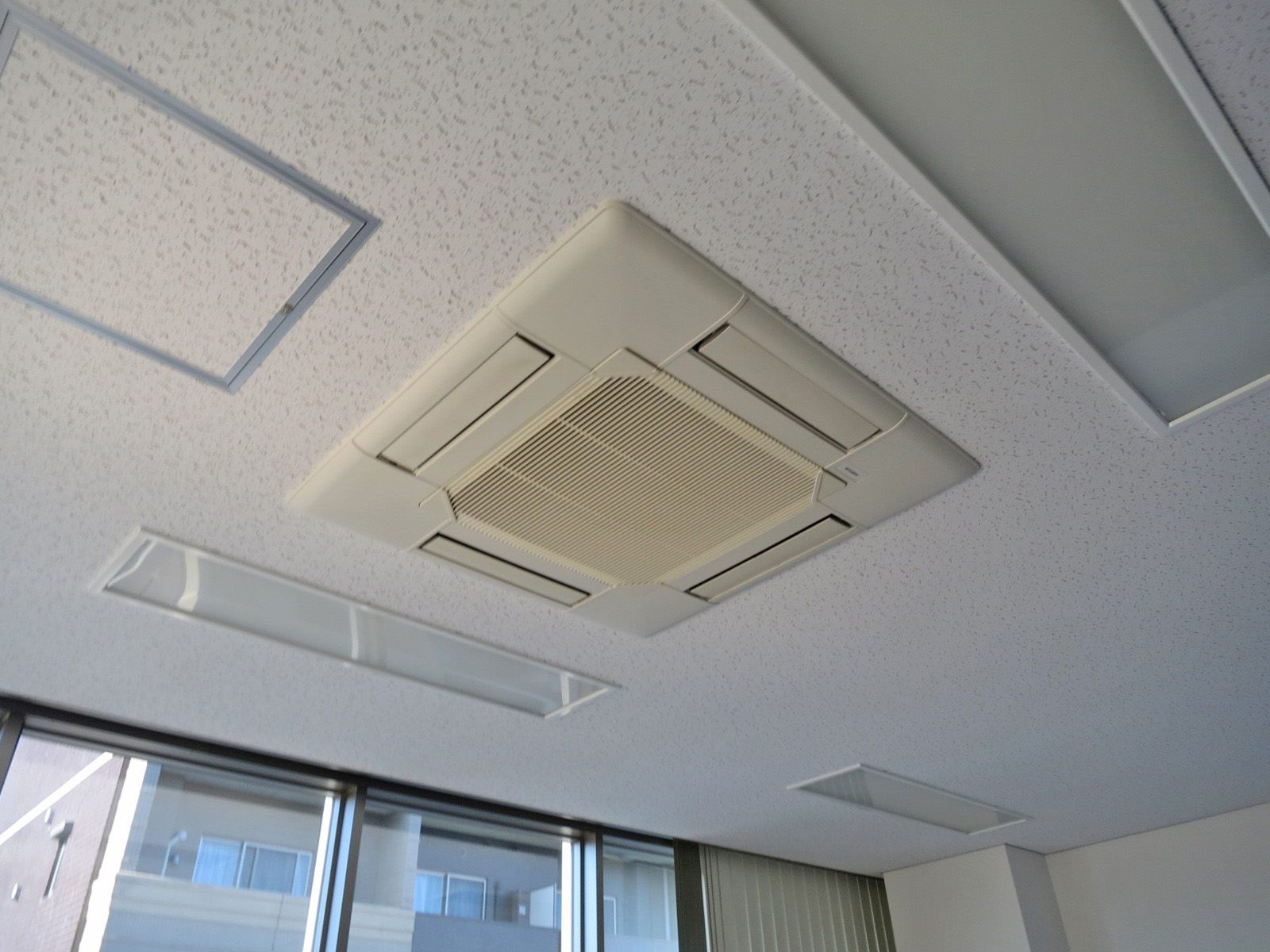空調