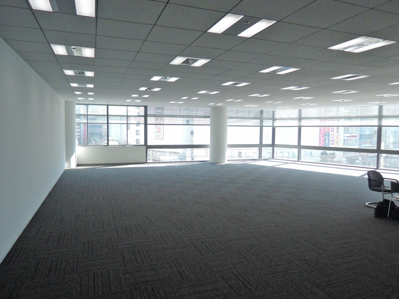 オフィス室内参考画像(4階)