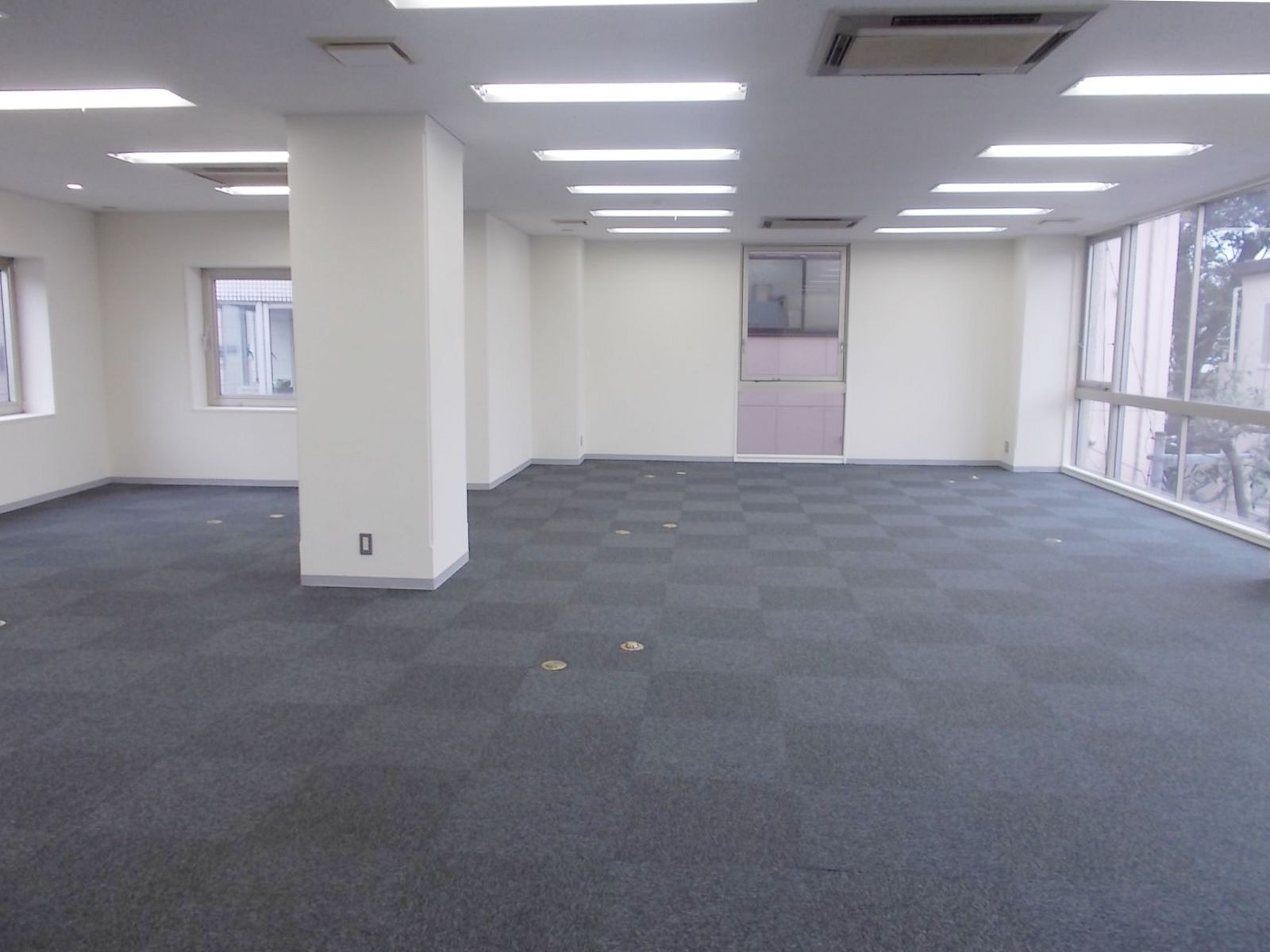 オフィス室内参考画像(3階)