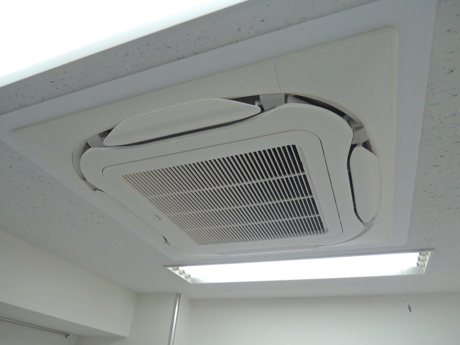 空調吹き出し口