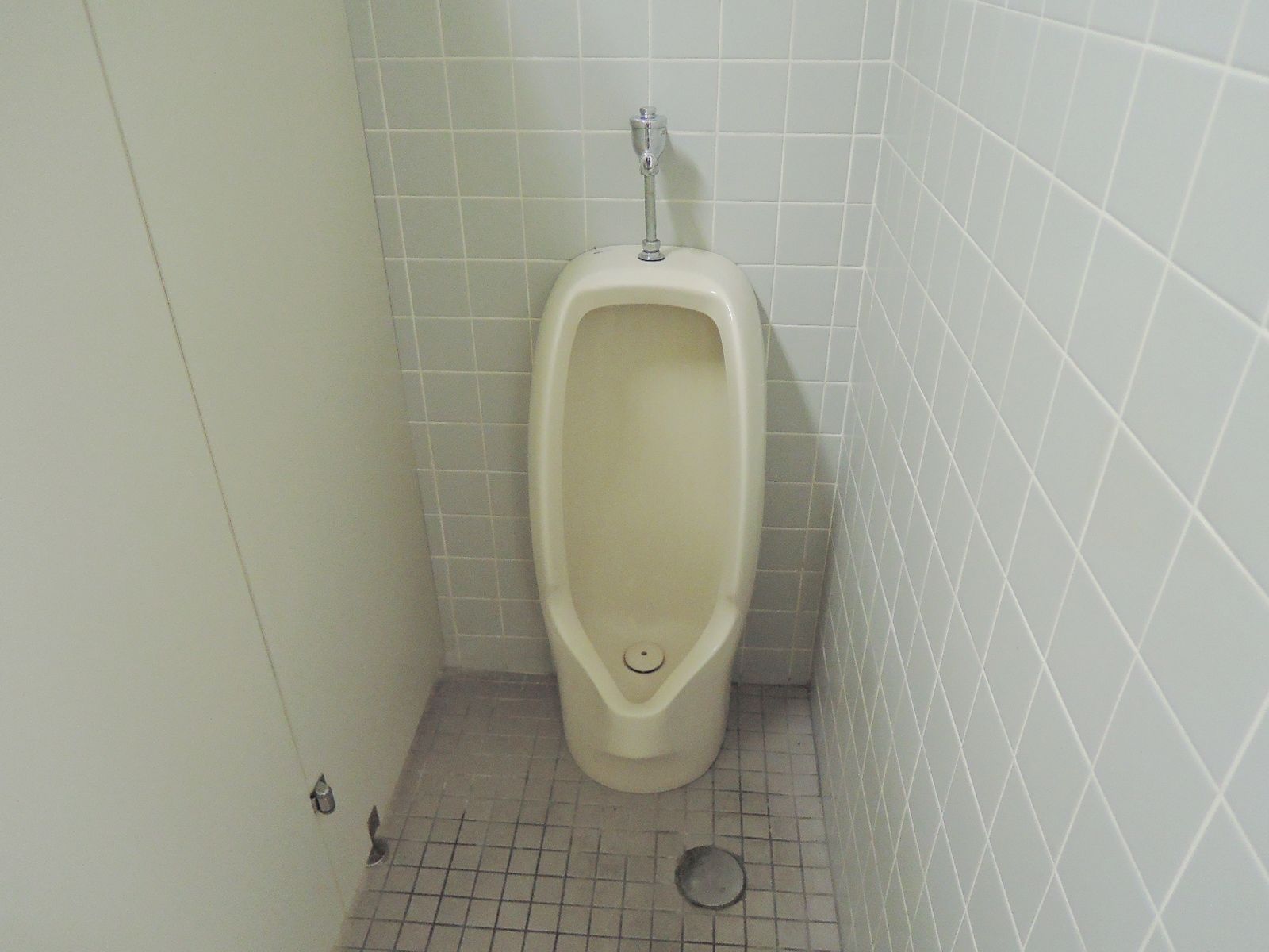 男性用トイレ