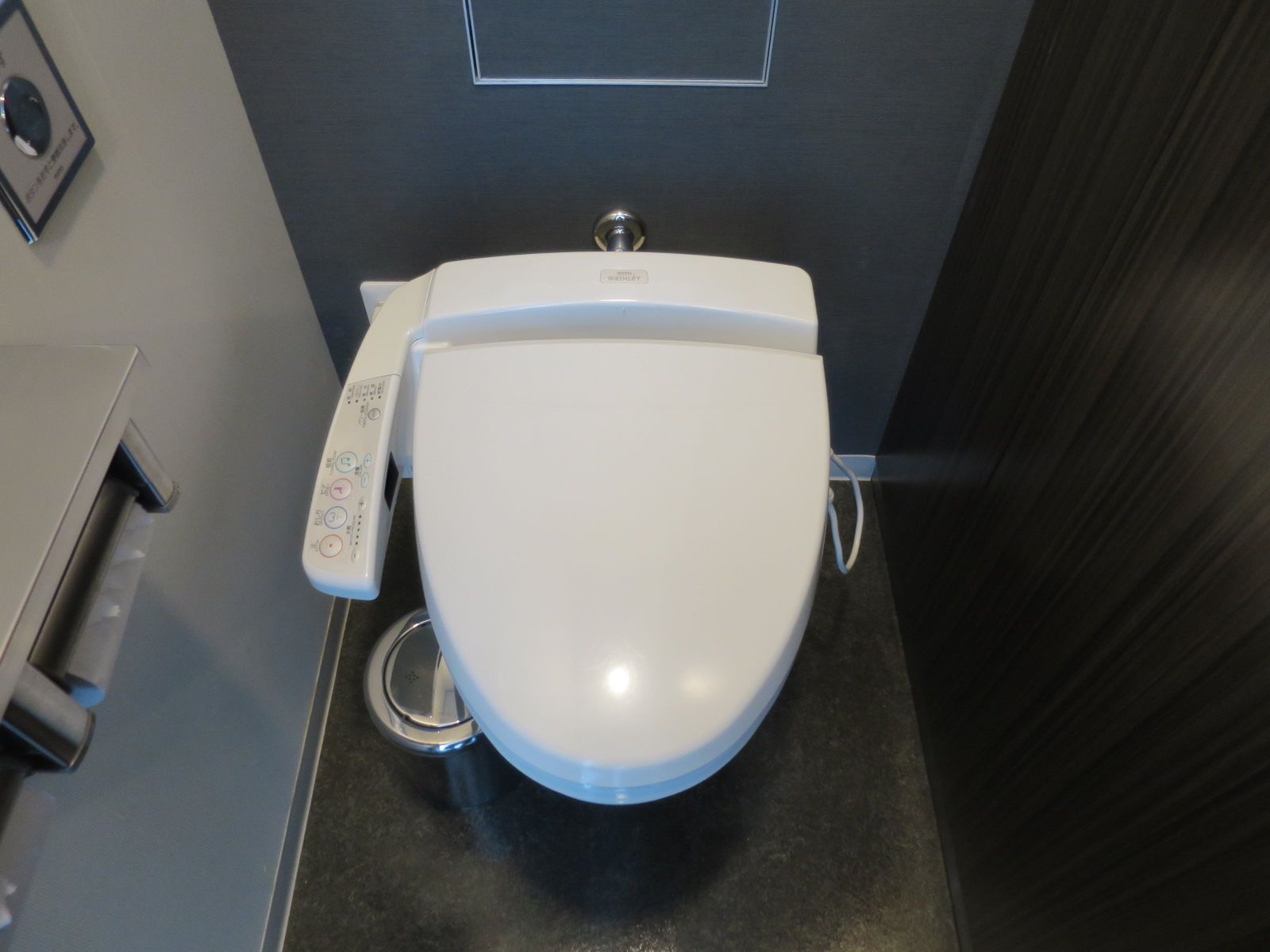 トイレ個室