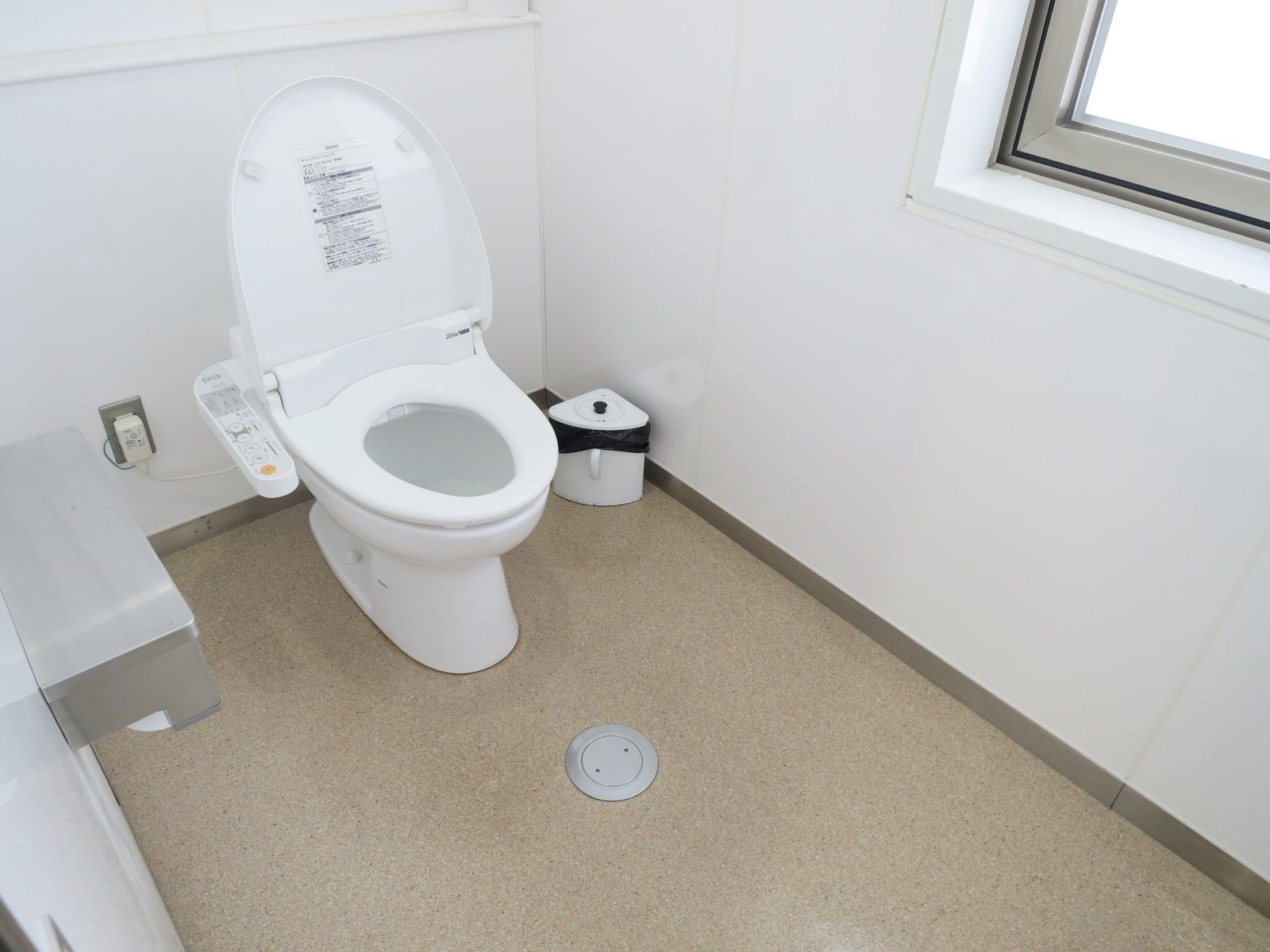 トイレ個室