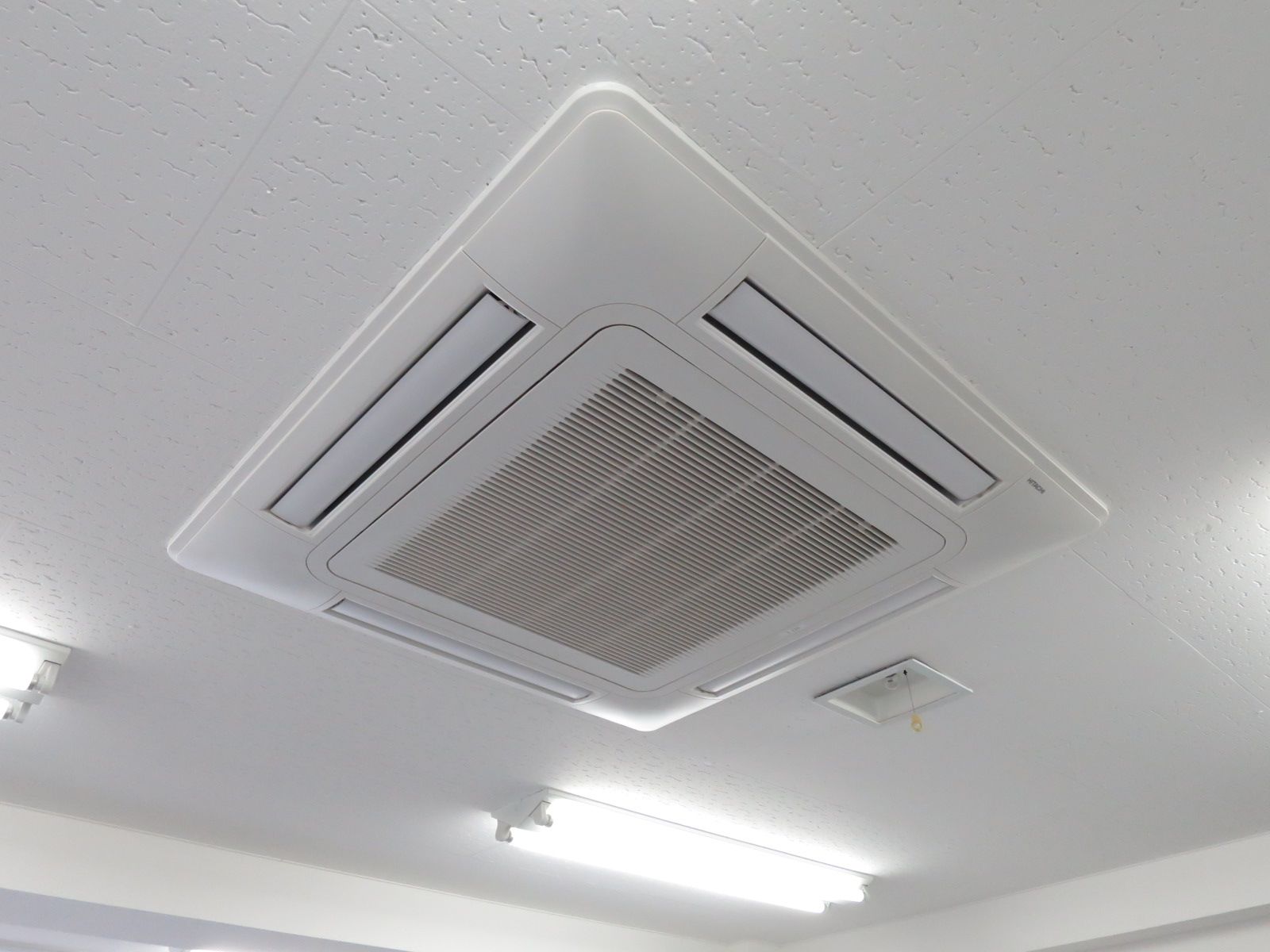 空調吹き出し口