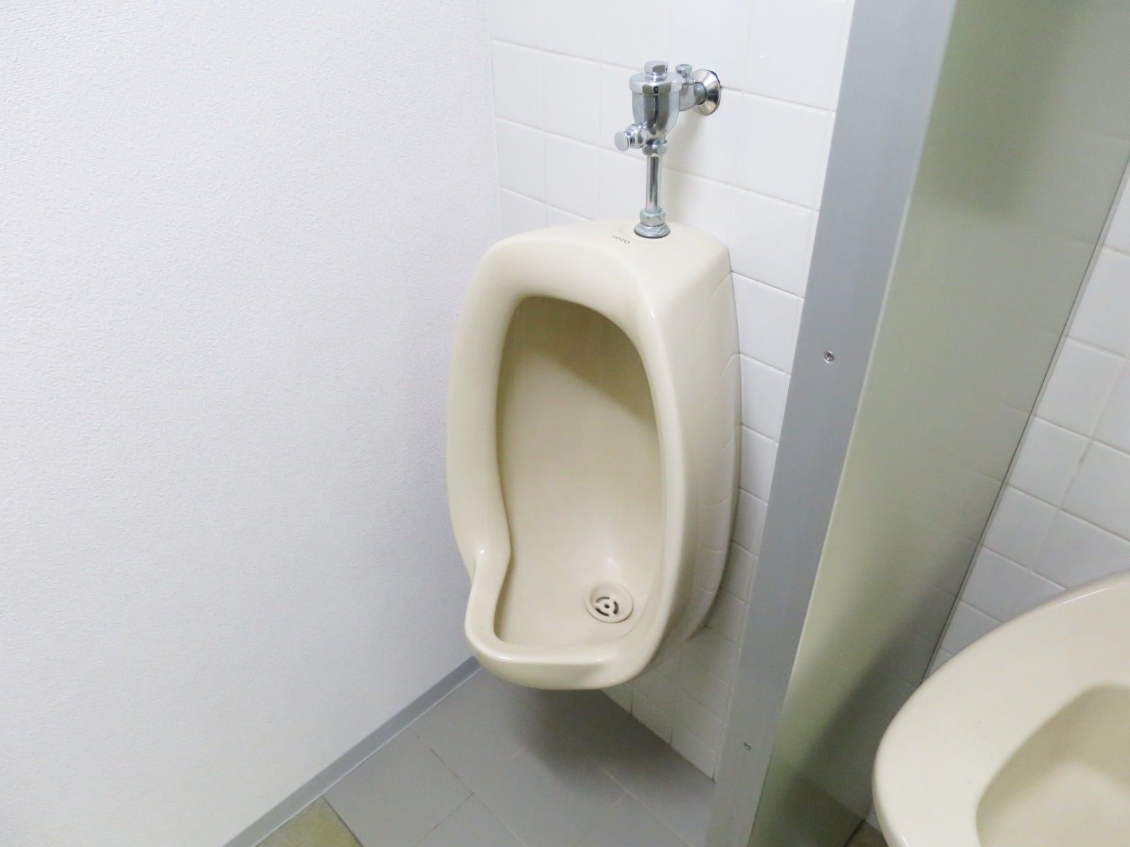 男性用トイレ
