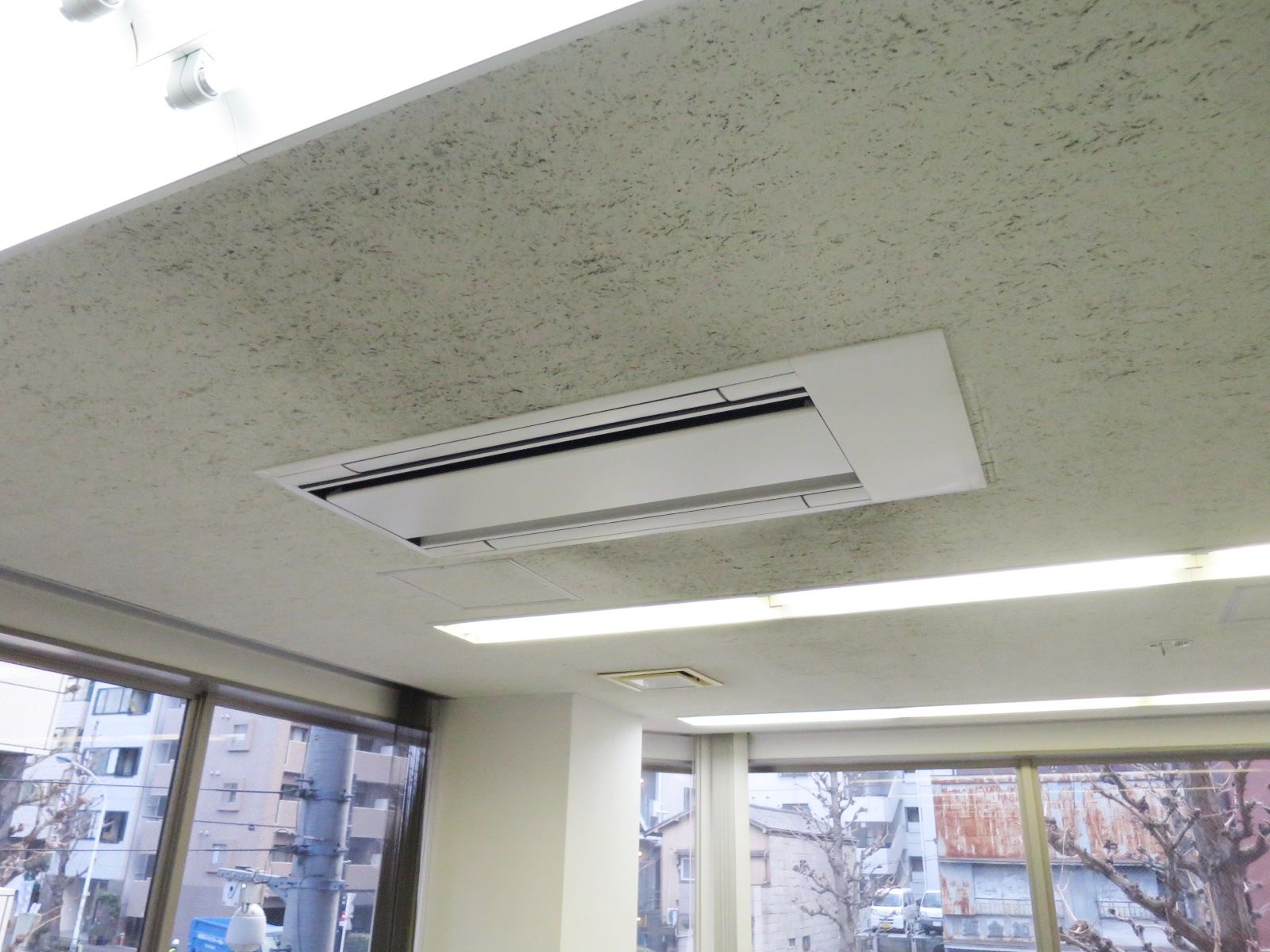 空調吹き出し口