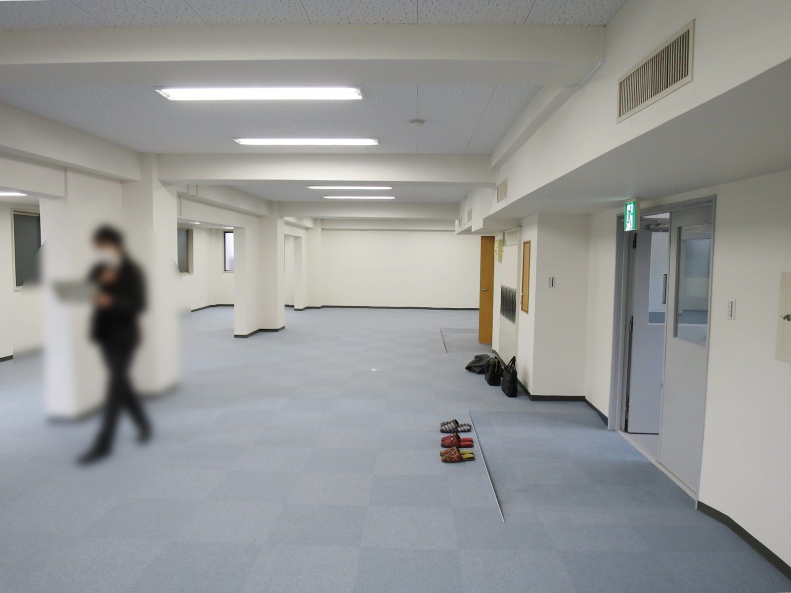 オフィス室内参考画像