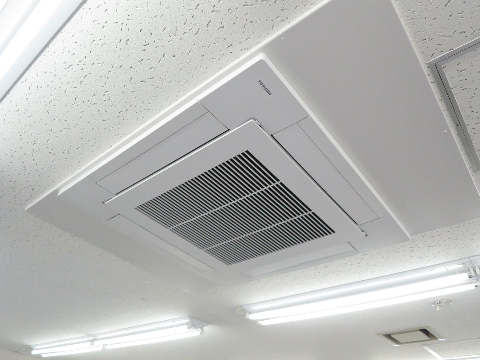 空調吹き出し口