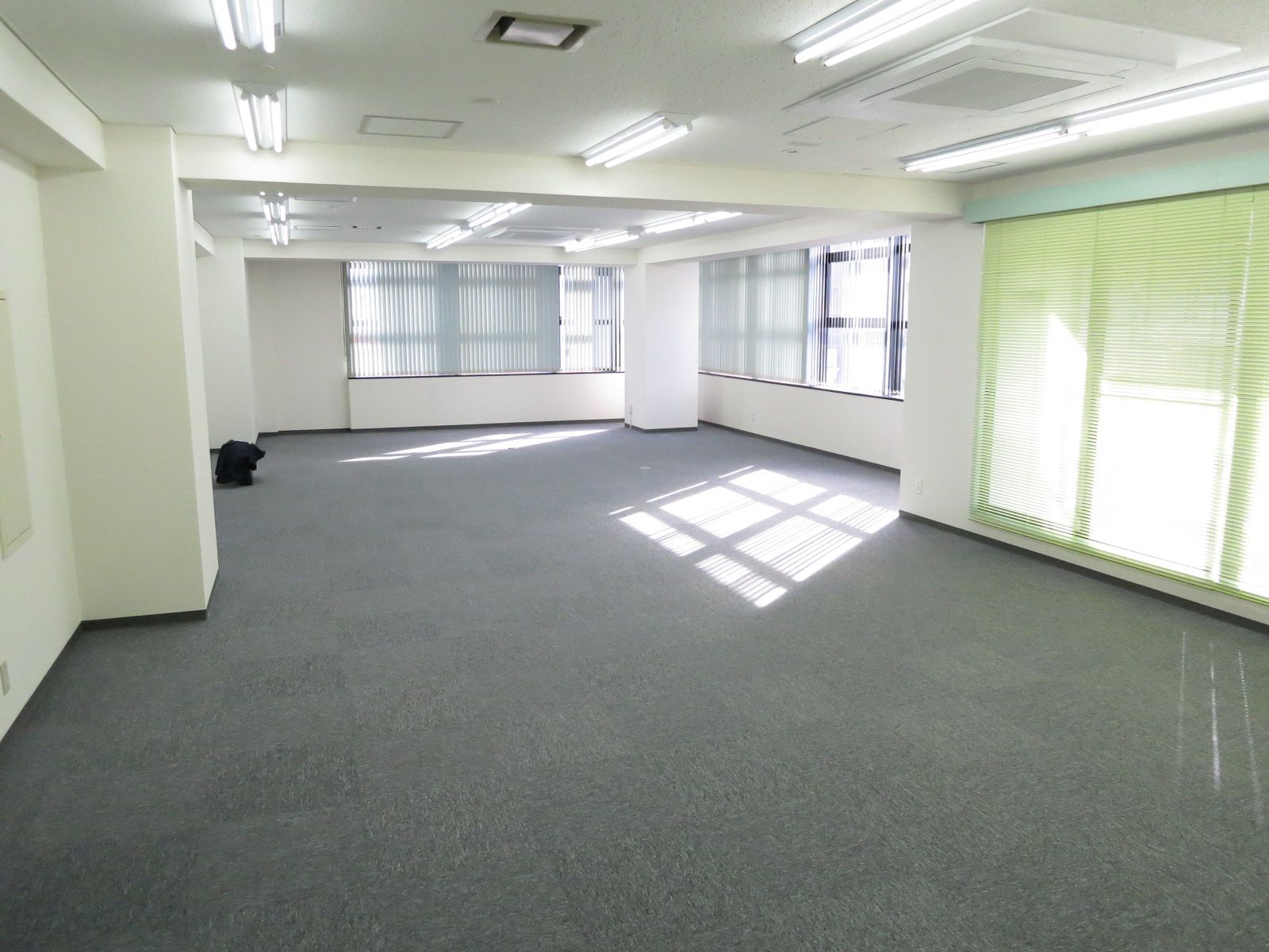 オフィス室内参考画像（5階）