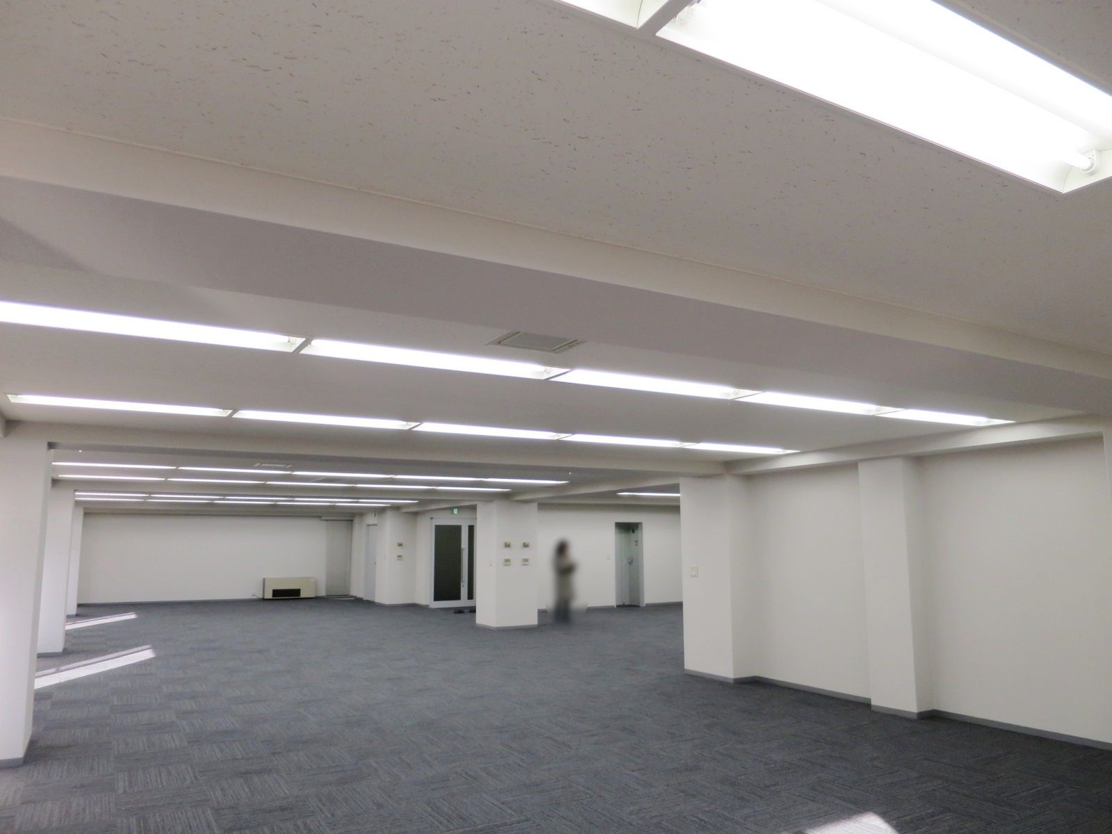 オフィス室内参考画像