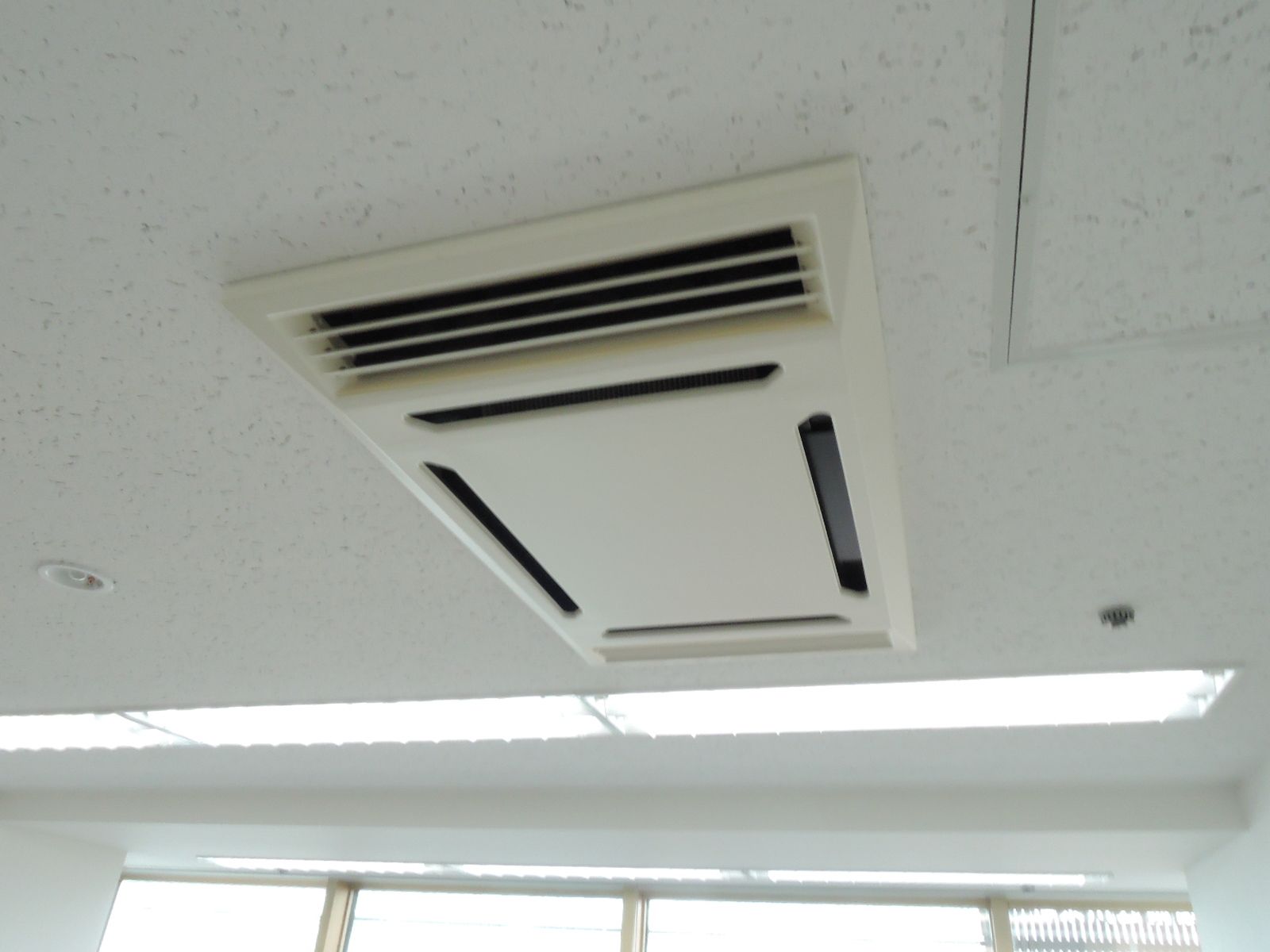 空調機器
