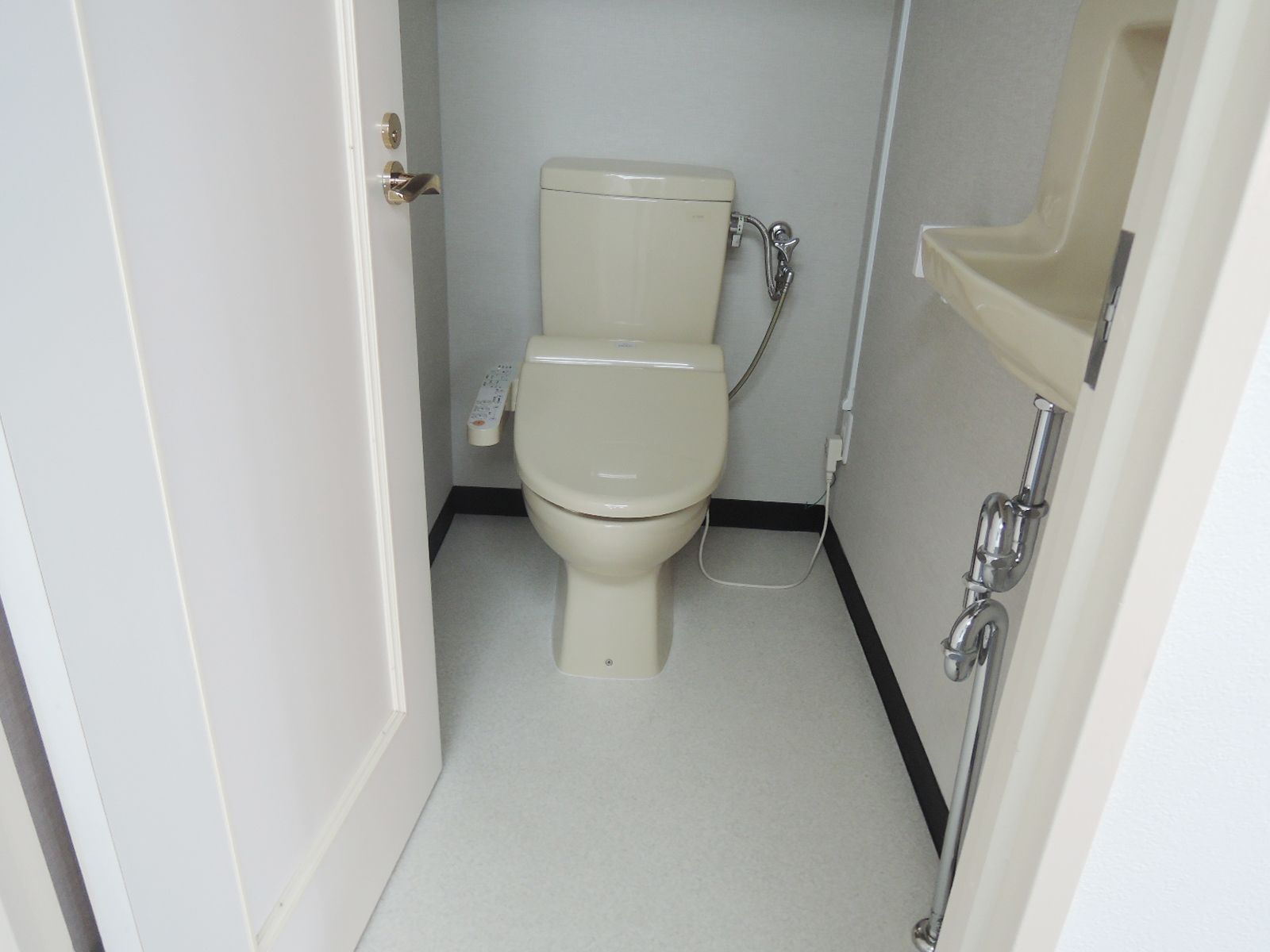 トイレ個室