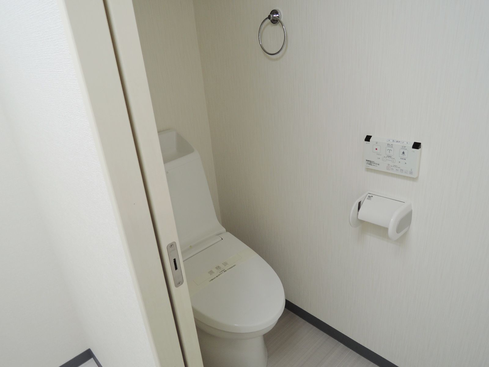 トイレ個室