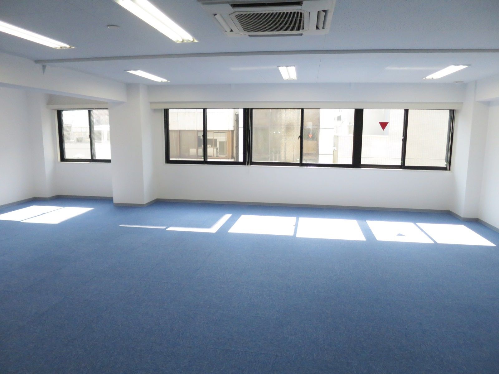 オフィス室内参考画像（5階）