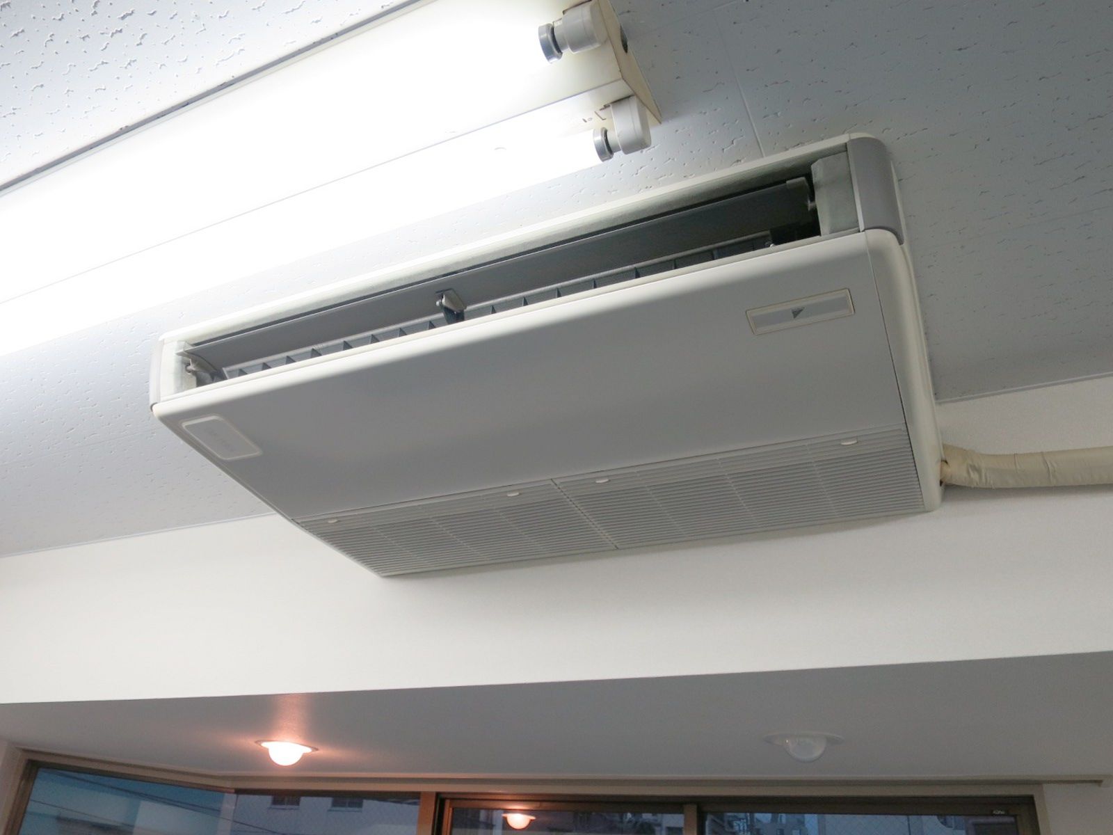 空調機器