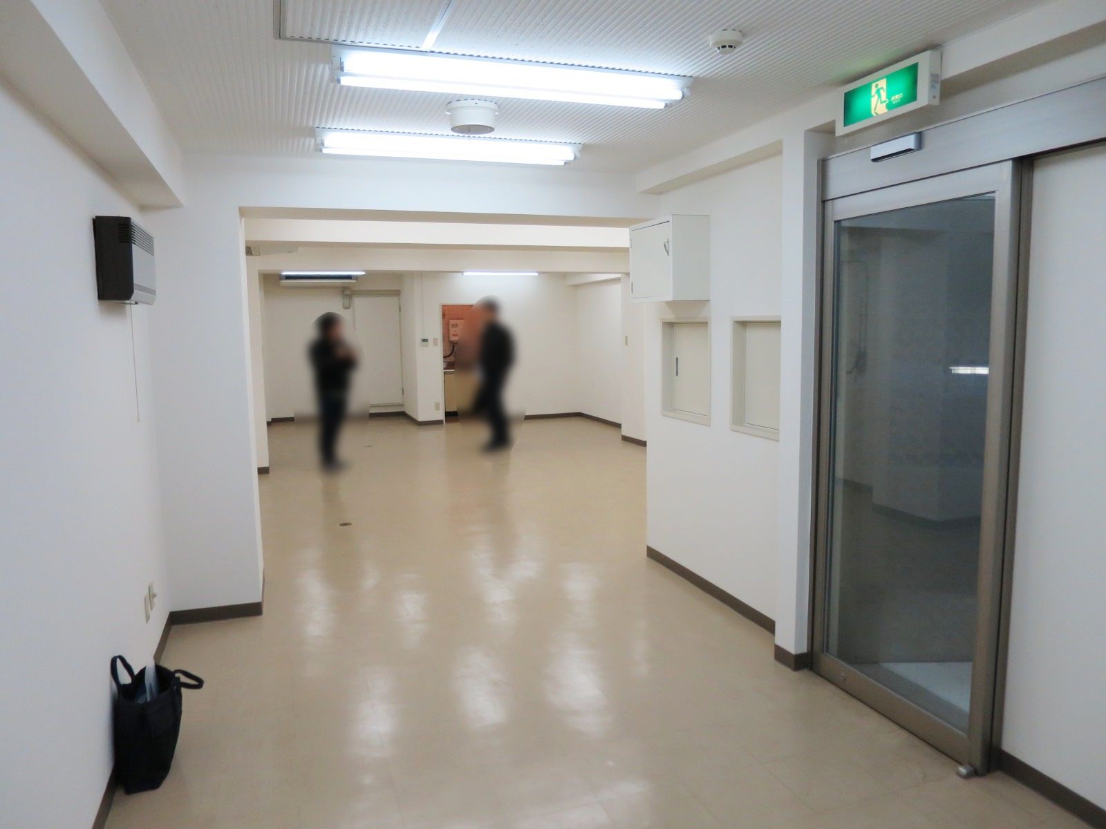 貸室奥から見た様子