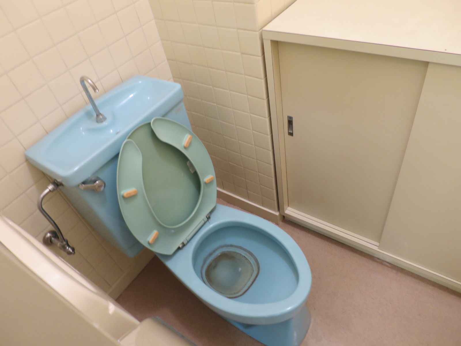 トイレ個室