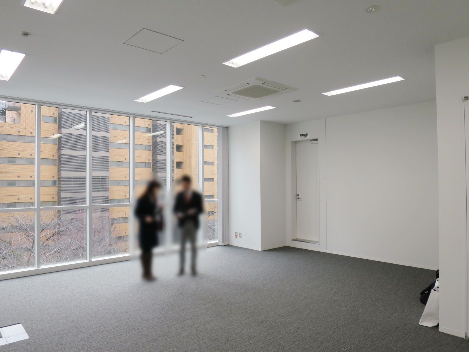 オフィス室内参考画像